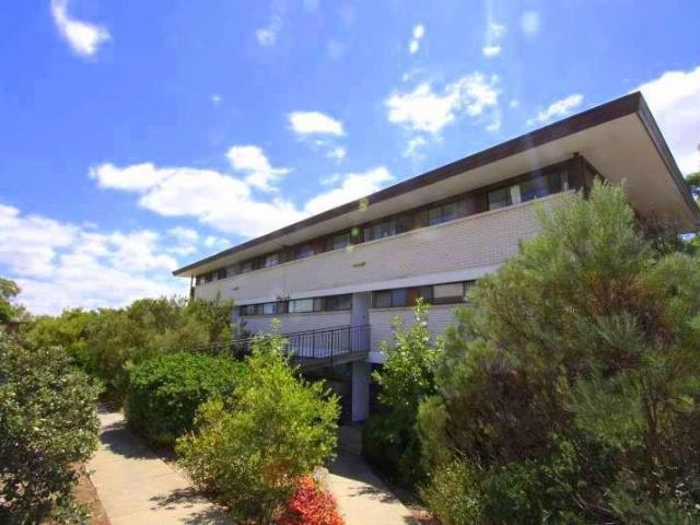 Apartment for rent in Woden, Australian Capital Territory