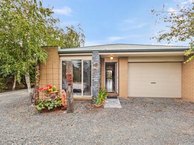 Apartment for sale in Ballan, Victoria