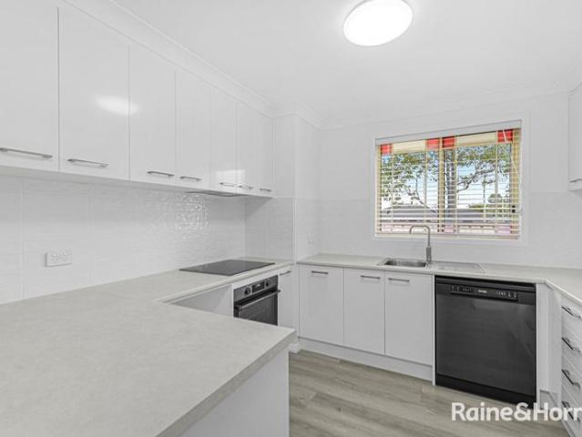 House for rent in Croudace Bay, Newcastle-Maitland