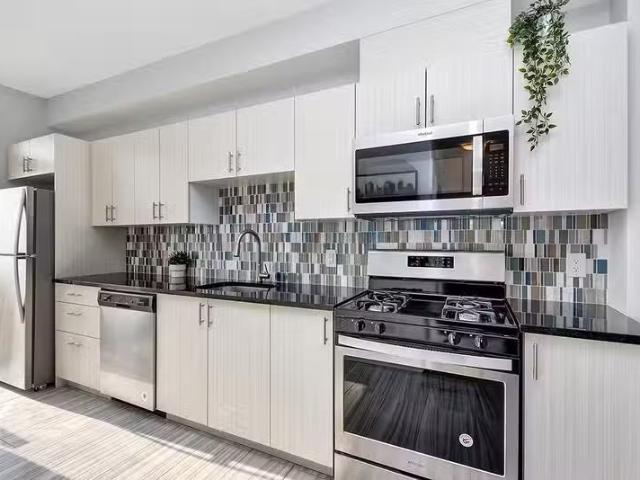 Condo for rent in Mulhurst Bay, Ontario
