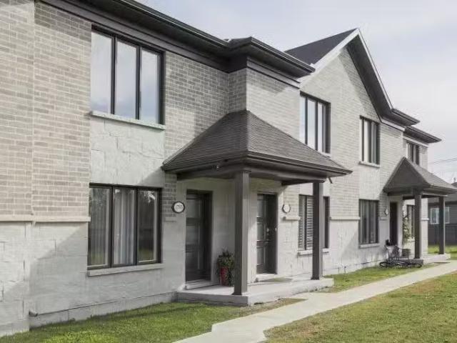 Condo for rent in Mauricie, Quebec