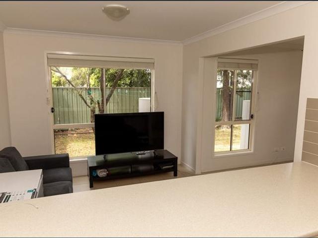Apartment for rent in Miles, Queensland