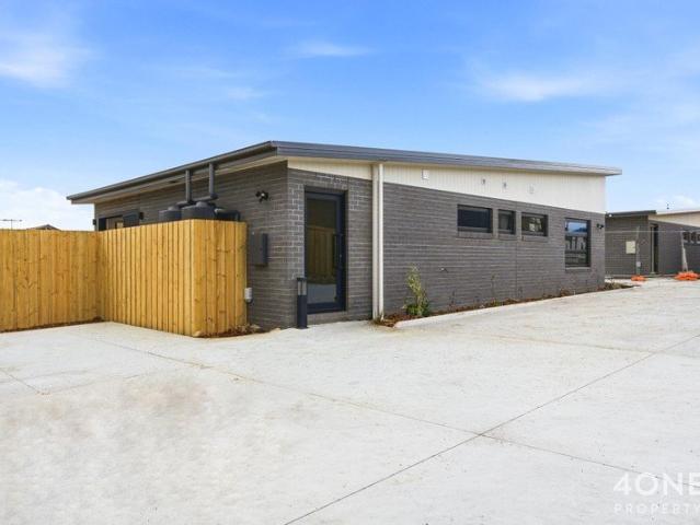 Villa for sale in Hobart, Tasmania