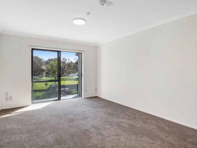 Property for rent in Whangaparaoa, Oroua County