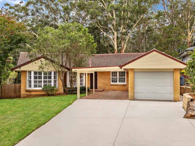 House for sale in Beecroft