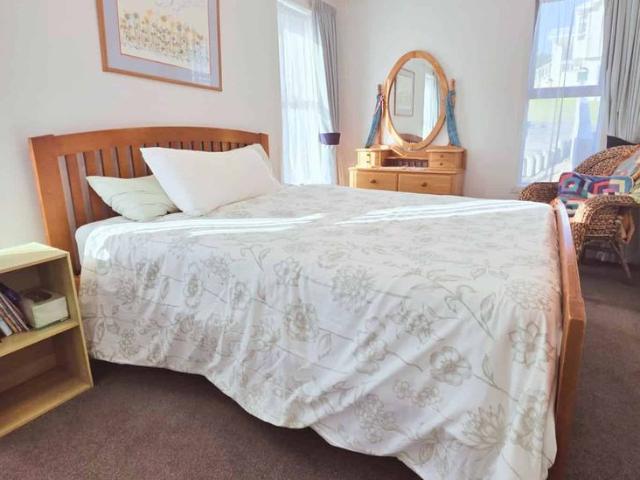 Townhouse for rent in Papakaio, Wellington