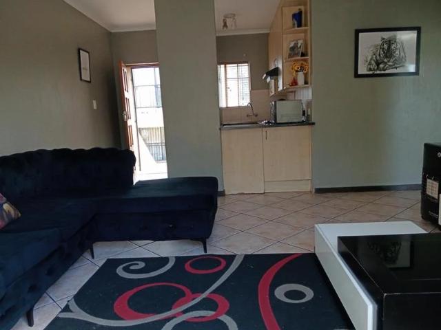 Apartment for sale in Johannesburg, West Apartment for sale in Johannesburg, West