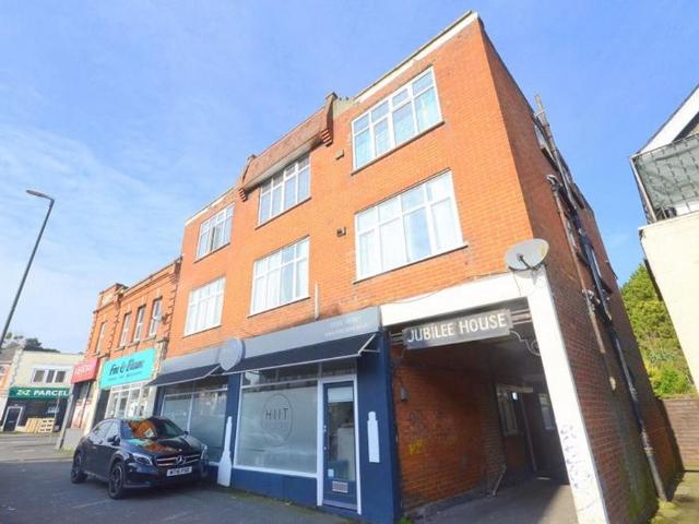 Apartment for rent in Charminster, Bournemouth