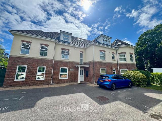 Apartment for rent in Charminster, Bournemouth