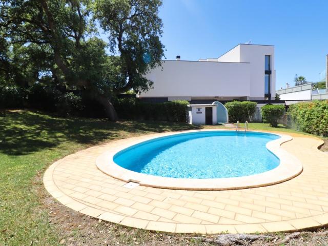Vivenda venda em Albufeira e Olhos de Água, Albufeira