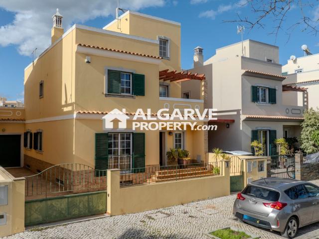 Vivenda venda em Olhão, Faro