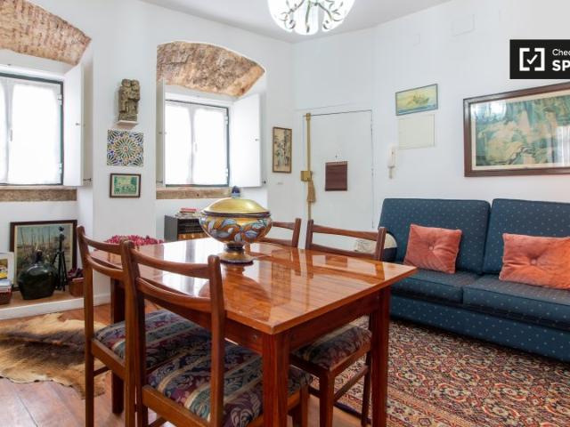 Apartamento alugar em Santa Maria Maior, Lisboa