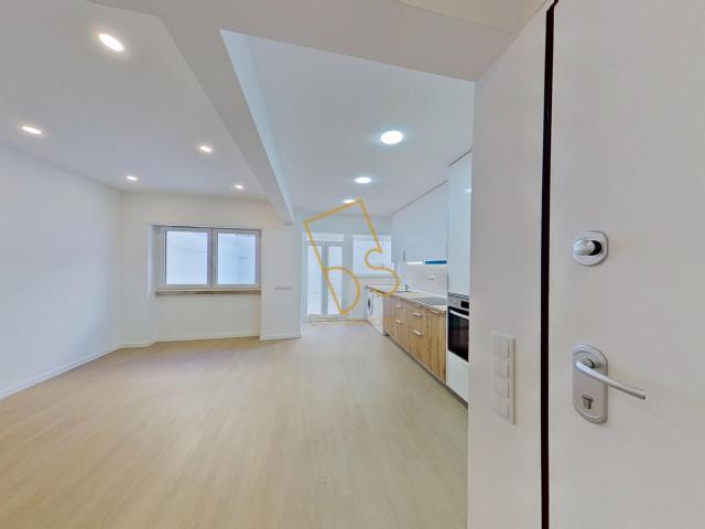 Apartamento alugar em São Vicente de Fora, Lisboa