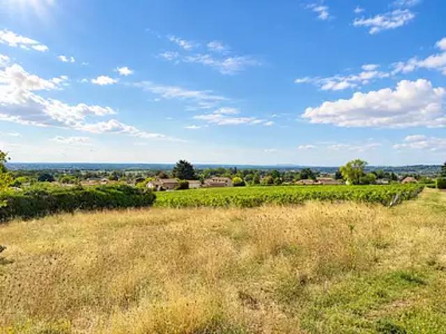 Terrain vente à Mâcon, Charnay-lès-mâcon