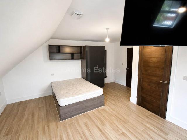 Studio for rent in Whitley, Reading