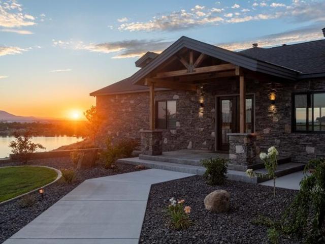 House for sale in Washington