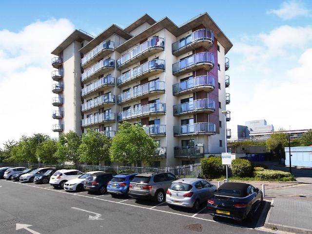 Apartment for rent in Rush Green, Greater London