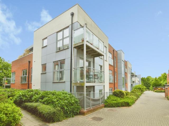 Apartment for rent in St Albans, Five Acres