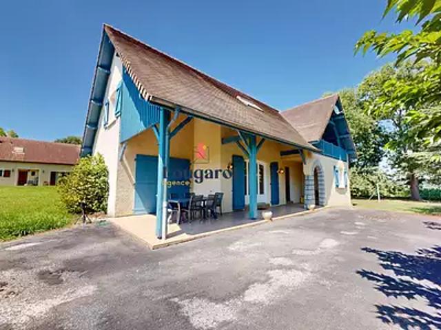 Maison vente à Oloron-Sainte-Marie, Charritte-de-bas