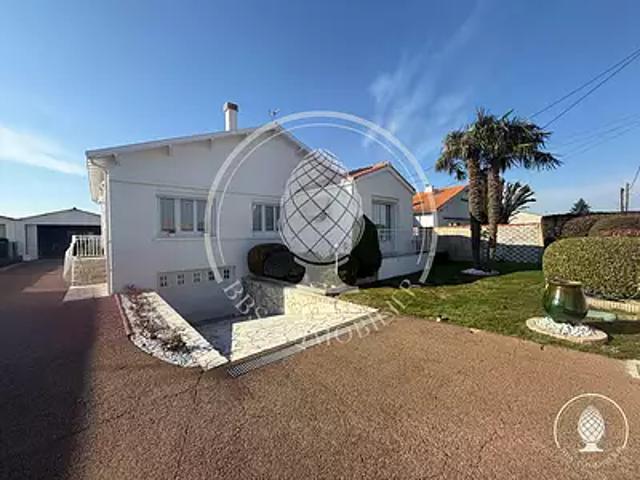 Maison vente à La Rochelle, Charron