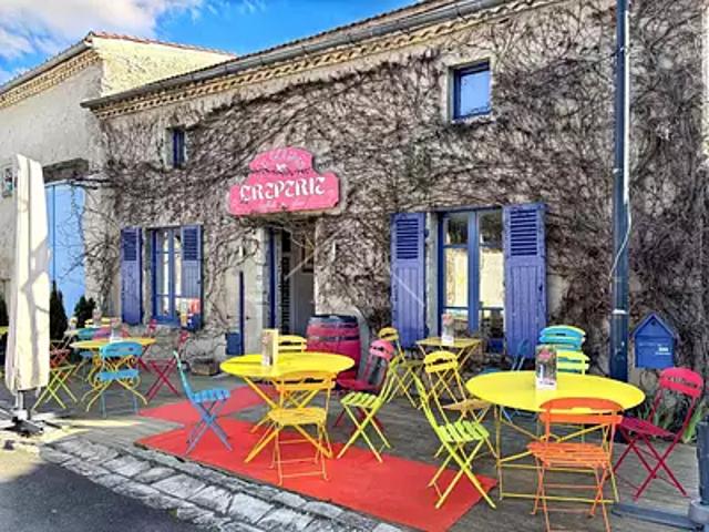 Maison vente à Vichy, Charroux