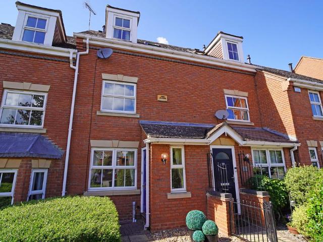 House for rent in Cliff Hill, Green Close