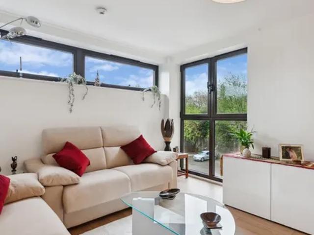 Apartment for rent in Wandsworth, Isle Of Man