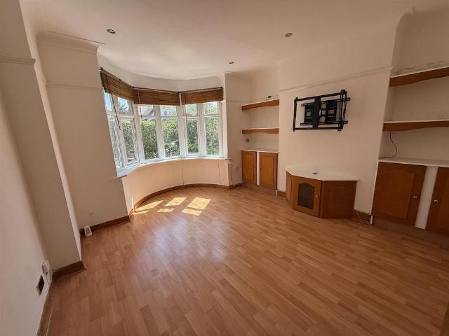 Apartment for rent in Sudbury, Greater London