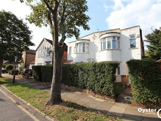 Apartment for rent in Sudbury, Greater London