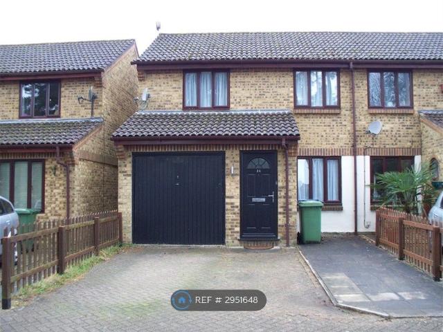 House for rent in Martin's Heron, Winkfield