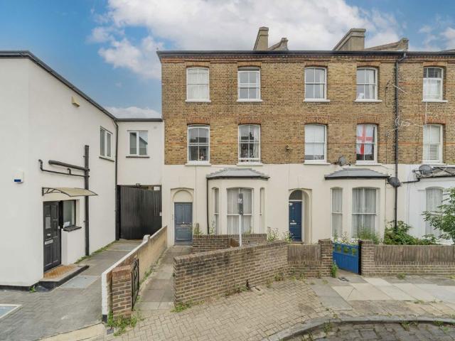 Apartment for rent in London Borough of Islington, Greater London