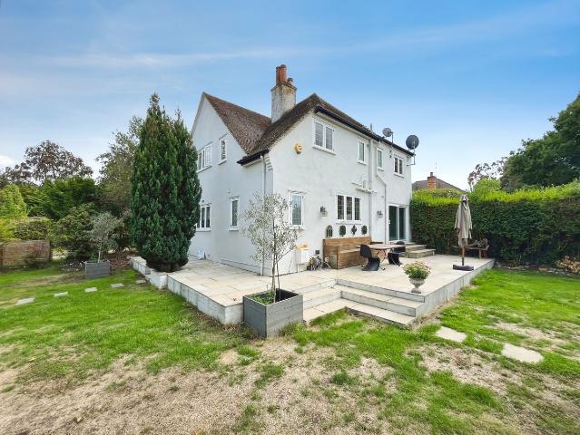 House for rent in Sunningdale