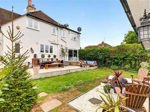 House for rent in Sunningdale