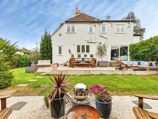 House for rent in Sunningdale, Windsor and Maidenhead