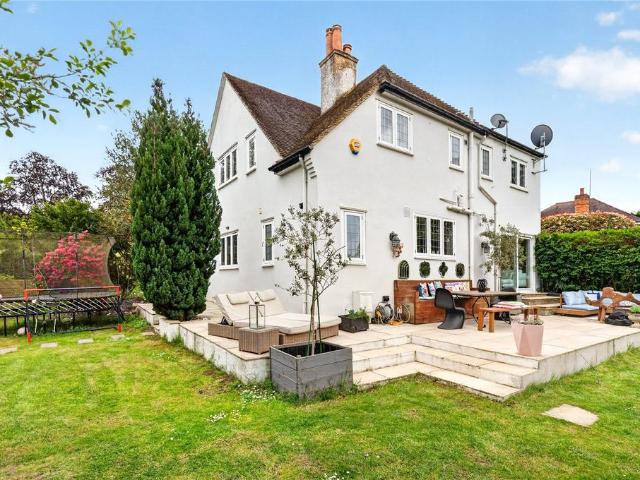 House for rent in Sunningdale