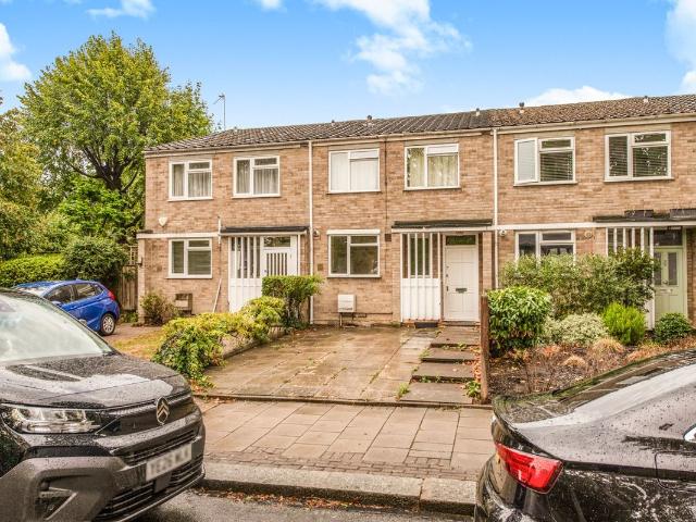 Apartment for rent in Roehampton, Greater London