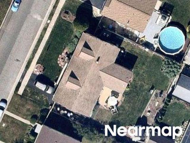 House for sale in Avenel, New Jersey