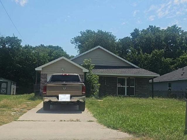 House for sale in Knox Thompson, Cleburne