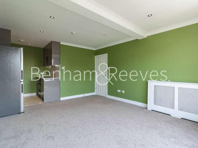 Apartment for rent in Hans Town, Greater London