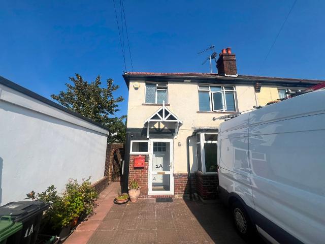 House for rent in Epsom, Surrey