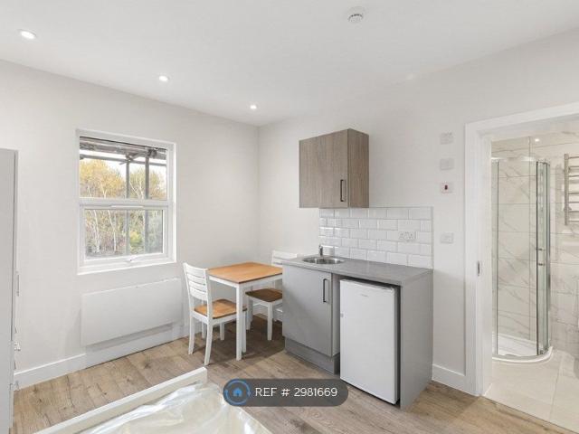 Studio for rent in Greater London