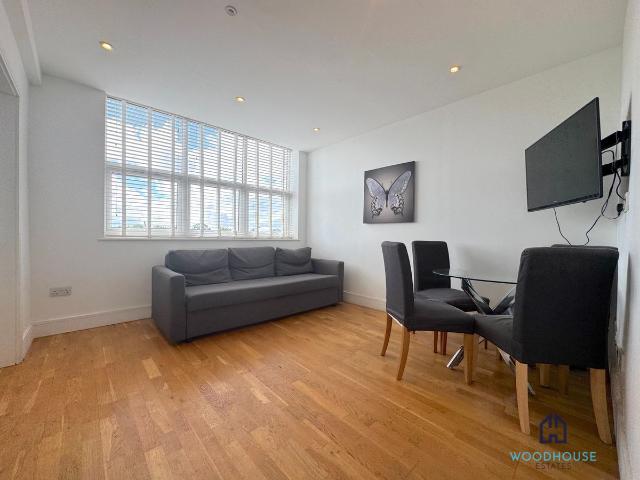 Studio for rent in Southgate, Greater London