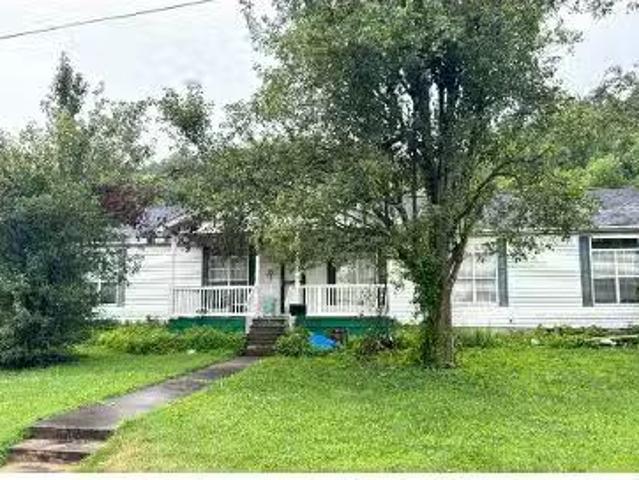 House for sale in Charles City