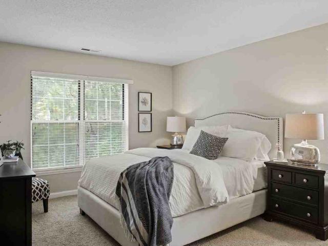 Apartment for rent in Hennepin, Minnesota