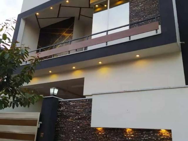 House for sale in Faisalabad, Islamabad Capital Territory