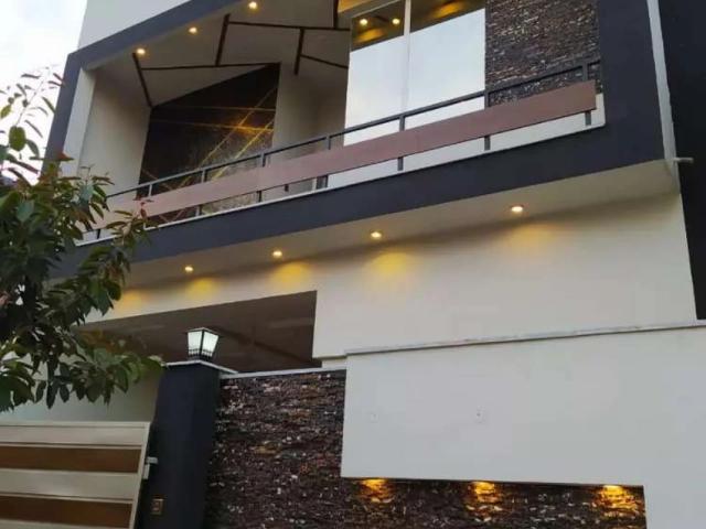 House for sale in Faisalabad, Islamabad Capital Territory