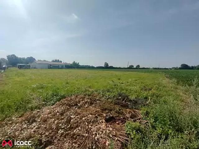 Terrain vente à Fontenay-le-Comte, Chasnais