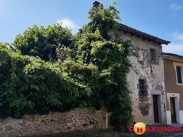 Maison vente à Confolens, Chassenon