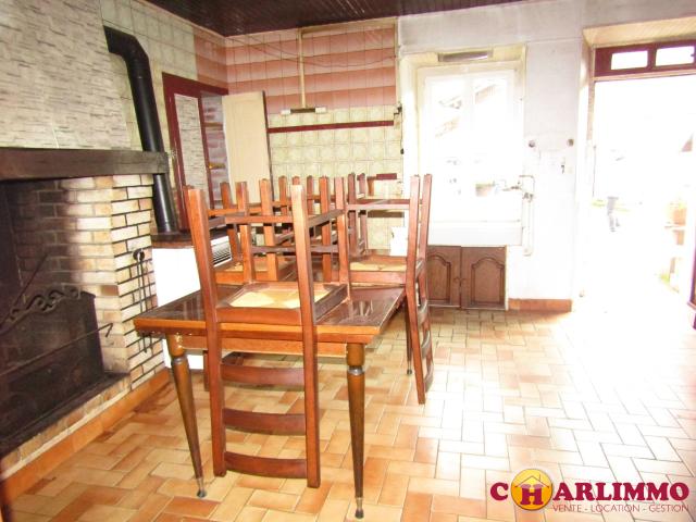Maison vente à Confolens, Chassenon