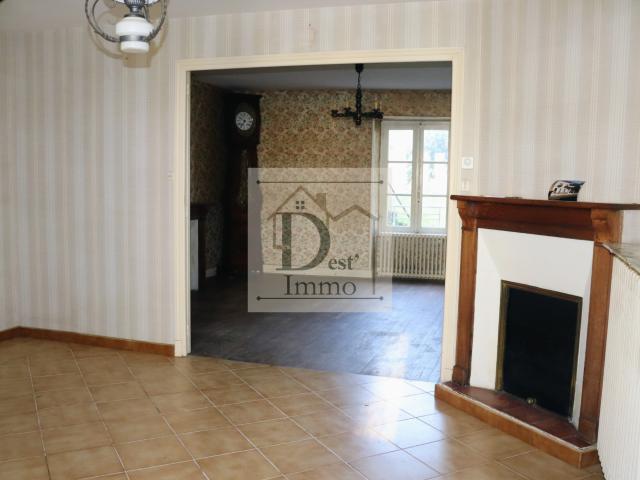 Maison vente à Confolens, Chassenon